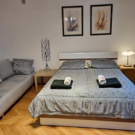 W Kolorze Miety Apartment Варшава Екстериор снимка