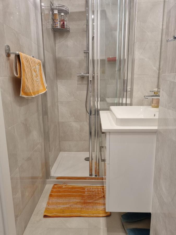 W Kolorze Miety Apartment Варшава Екстериор снимка